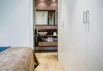 Angla Boutique Valencia Hotel 4*